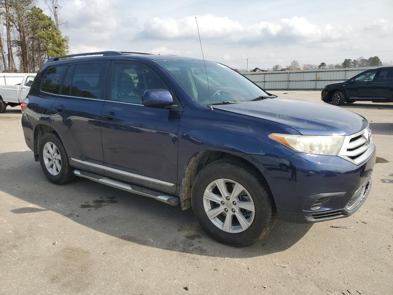 2012 TOYOTA HIGHLANDER - Image 4