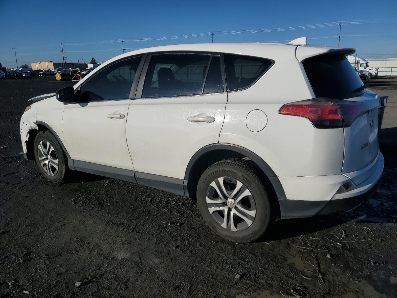 2018 TOYOTA RAV4 LE - Image 2