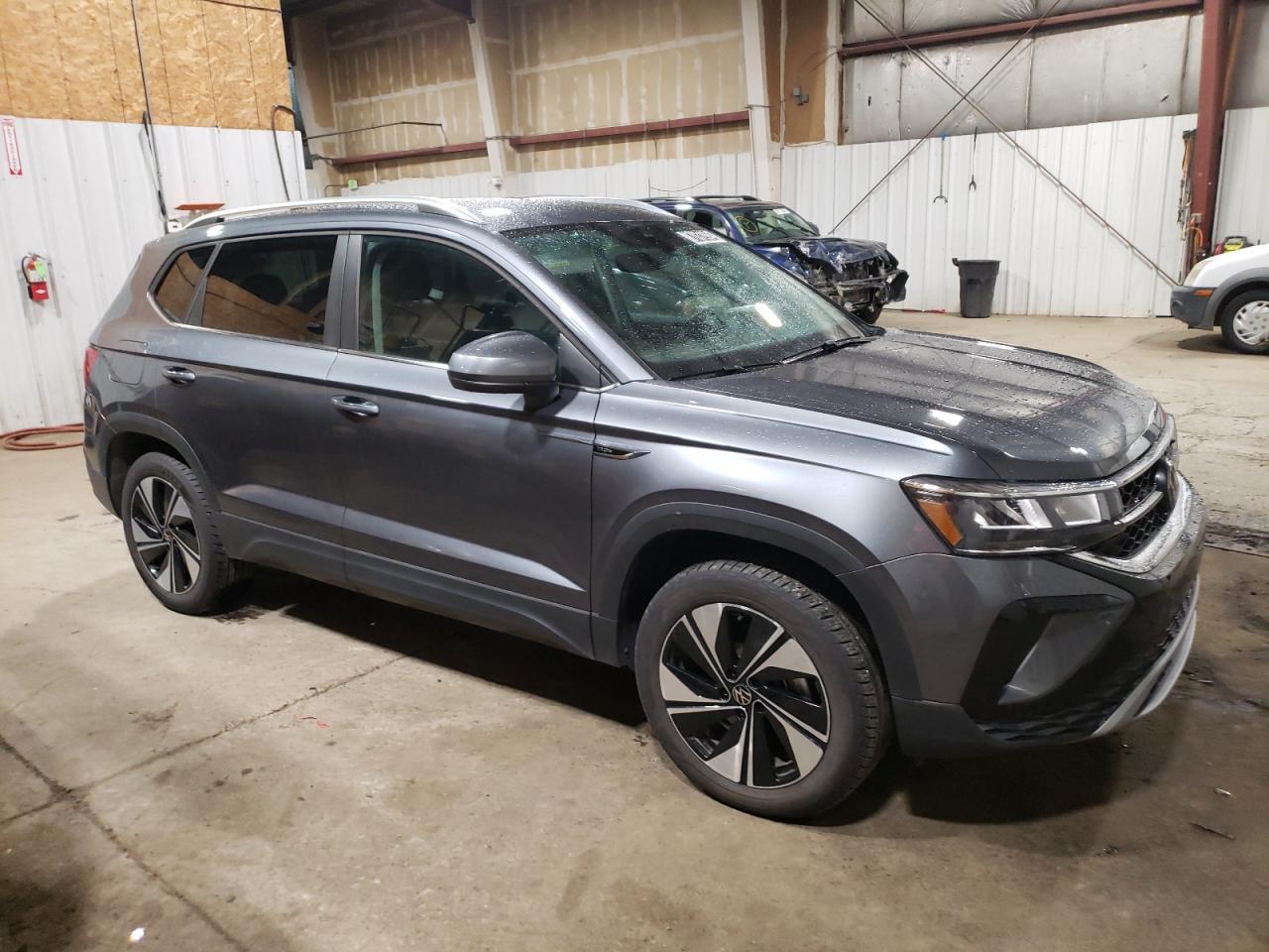 2023 VOLKSWAGEN TAOS SE - Фото 4