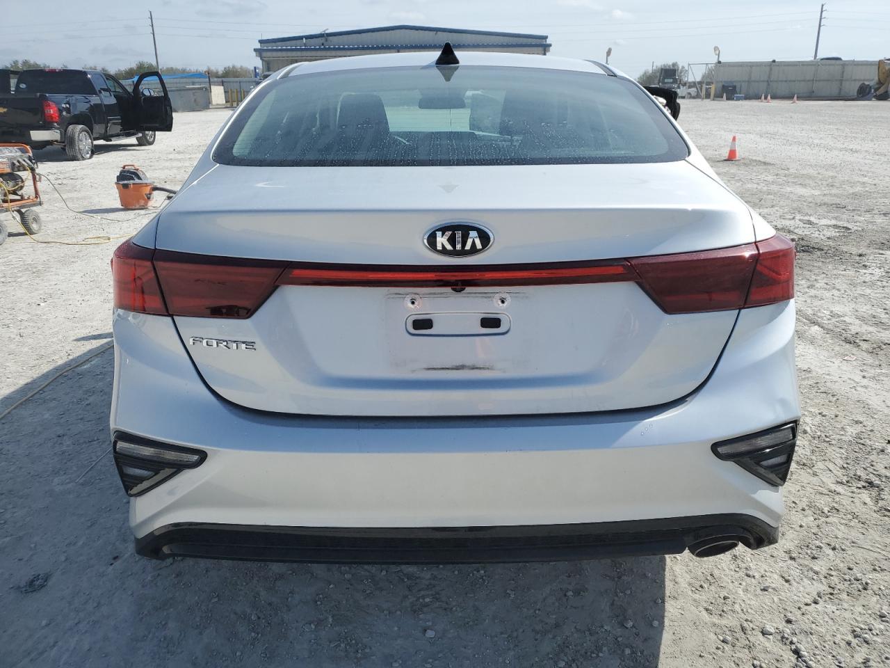 2020 KIA FORTE FE - Фото 6