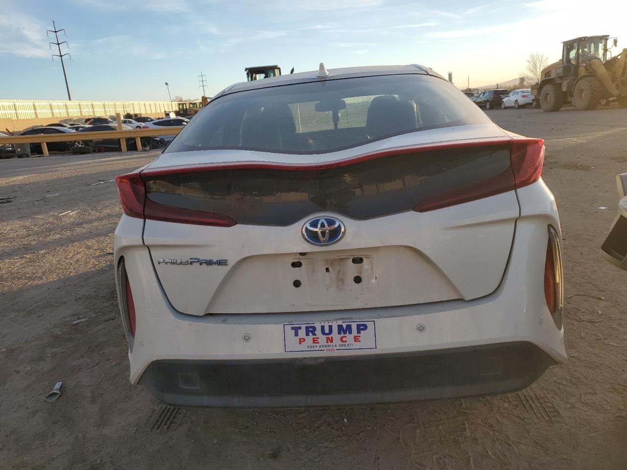 2019 TOYOTA PRIUS PRIM - Image 6