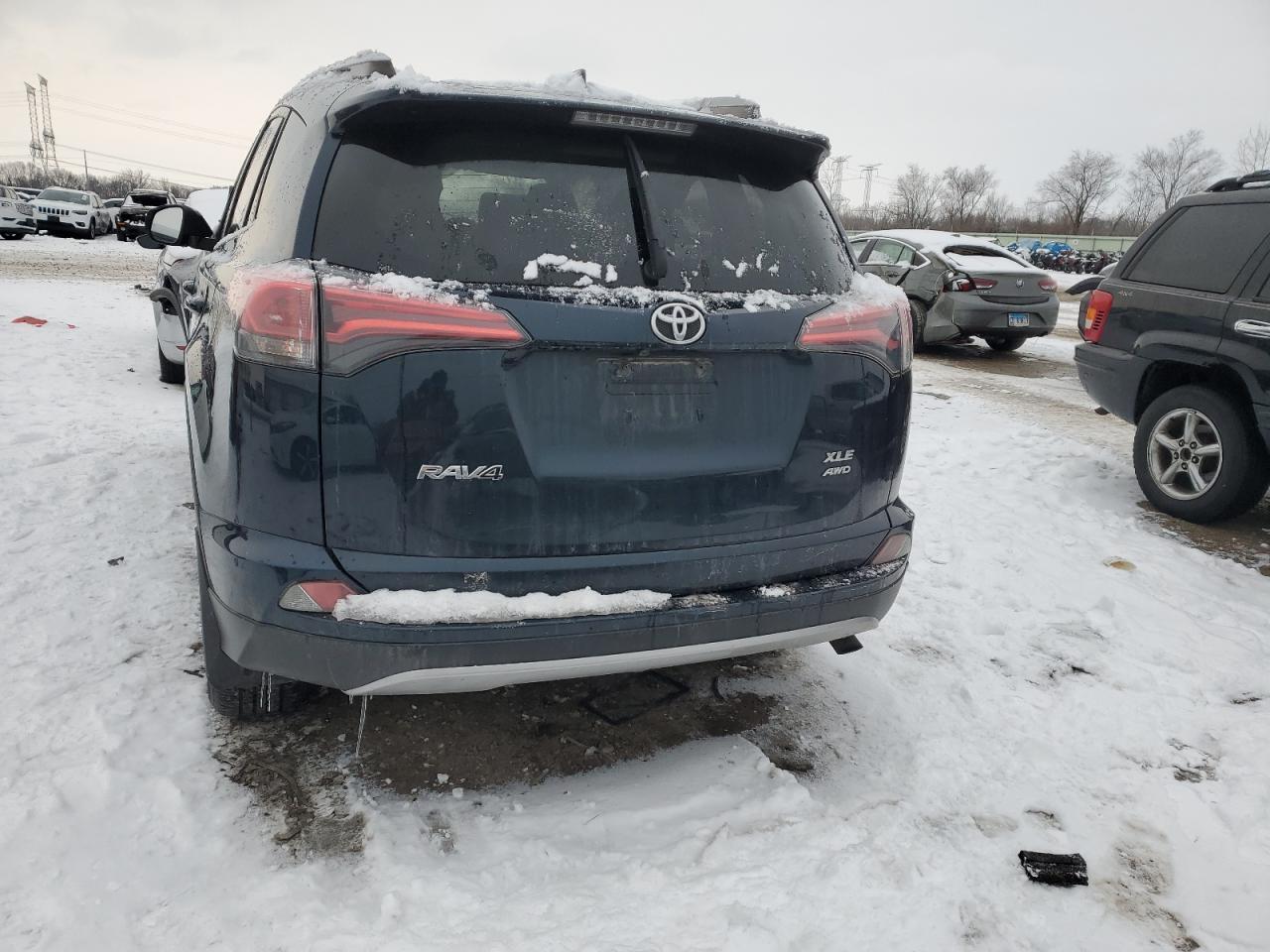 2018 TOYOTA RAV4 ADVEN - Фото 6