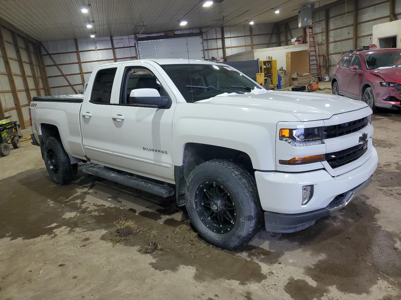 2018 CHEVROLET SILVERADO - Фото 4