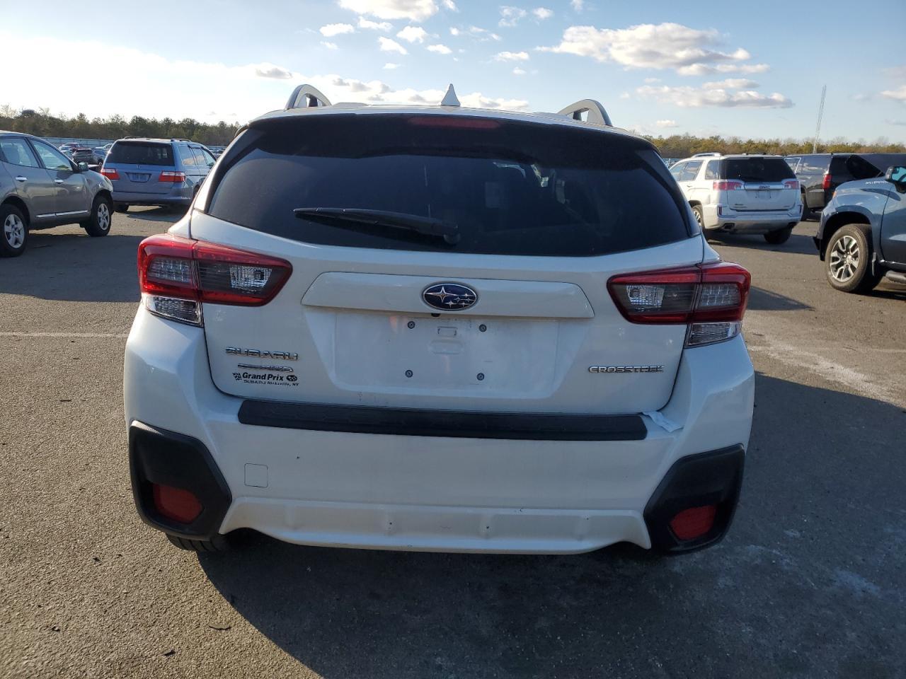 2021 SUBARU CROSSTREK - Image 6