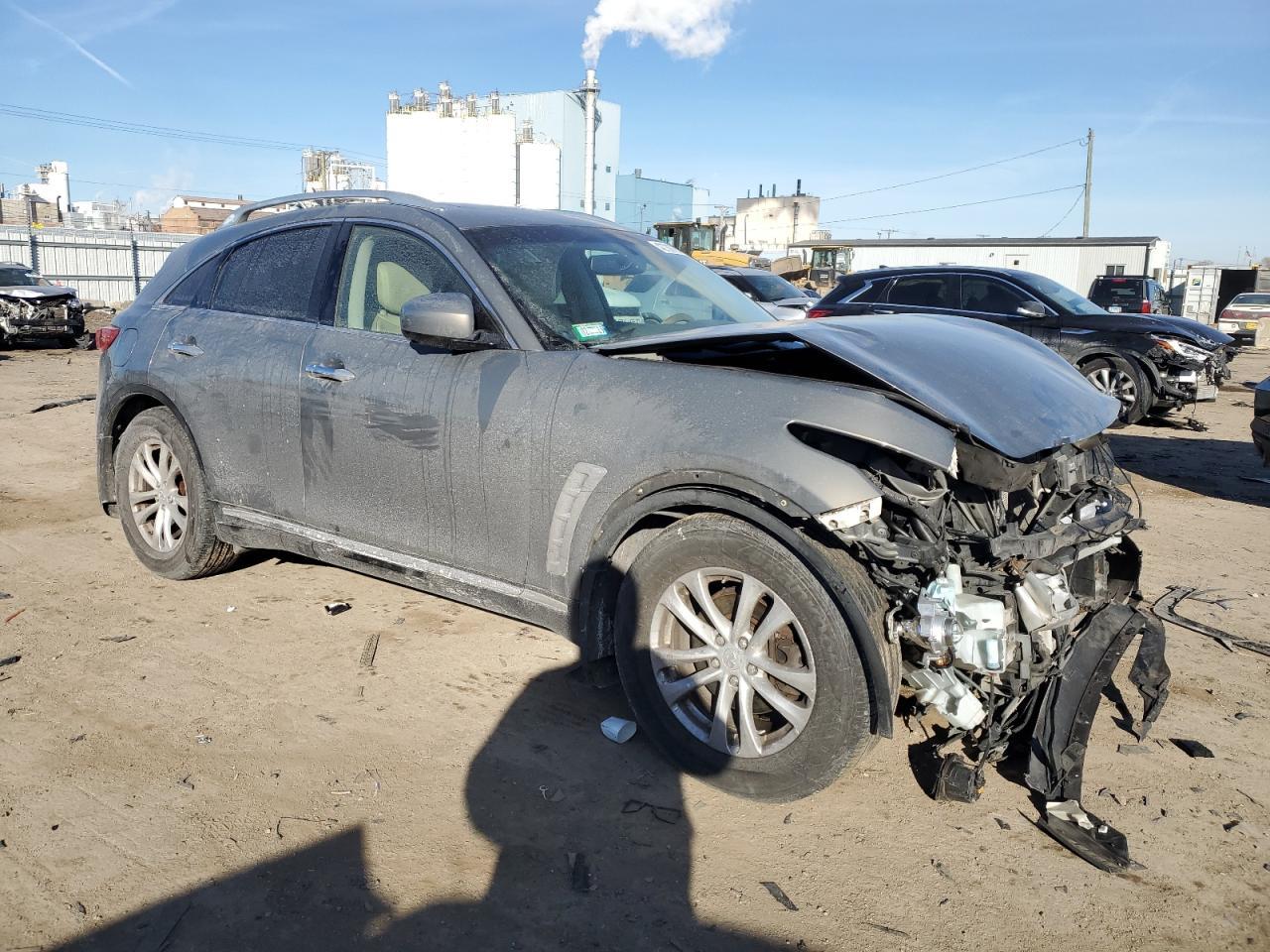 2013 INFINITI FX37 - Image 4