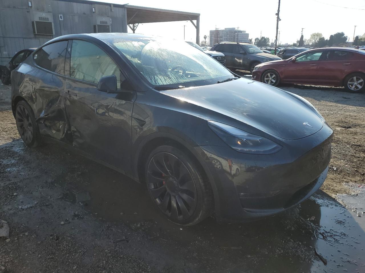 2024 TESLA MODEL Y - Image 4