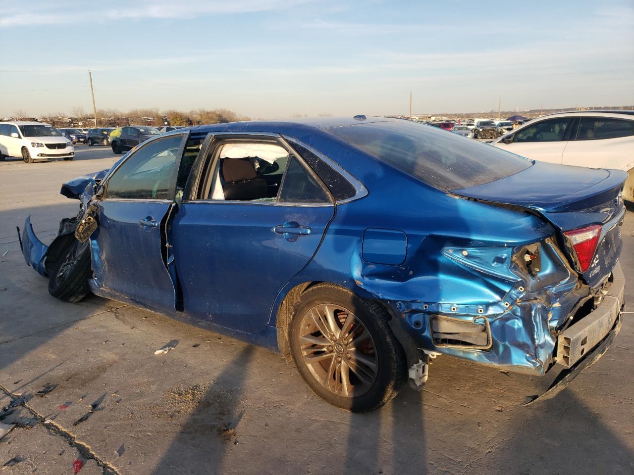 2017 TOYOTA CAMRY LE - Image 2