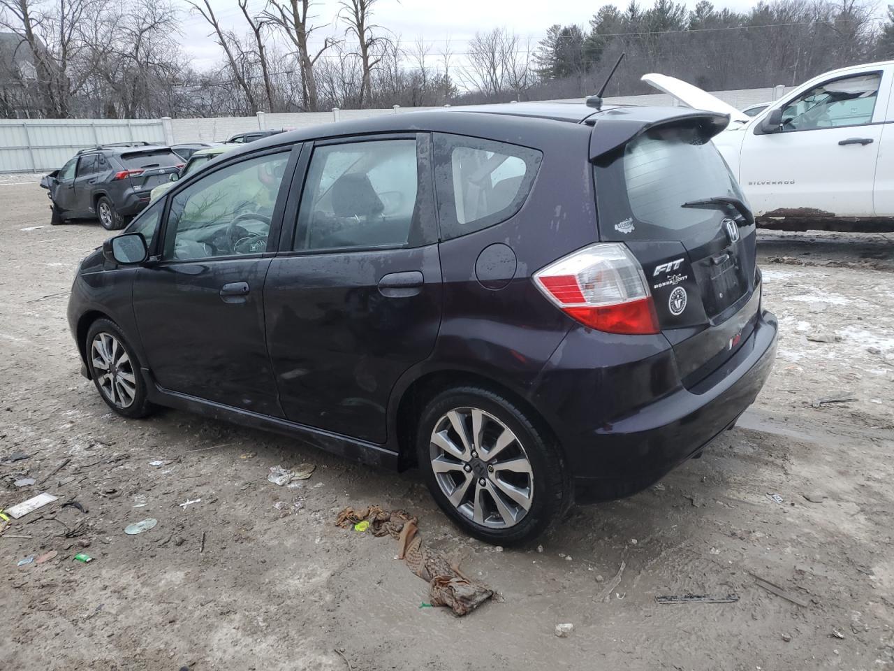2013 HONDA FIT SPORT - Image 2