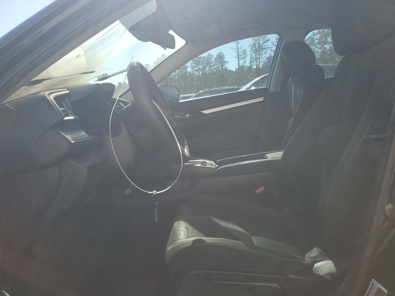 2019 HONDA CIVIC LX - Image 7