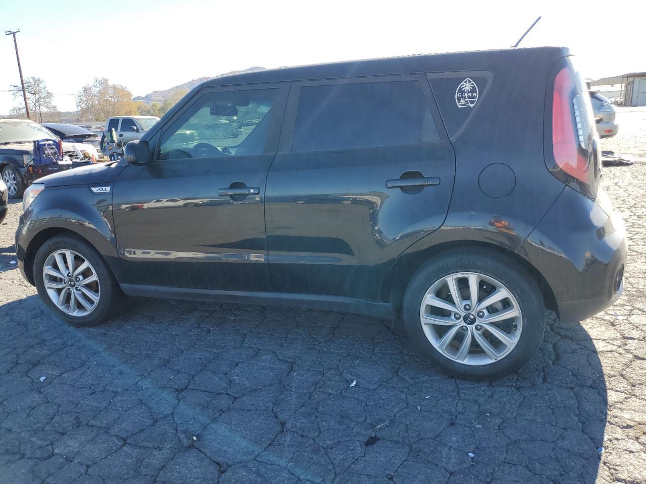 2017 KIA SOUL + - Фото 2