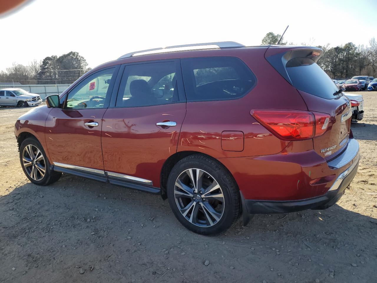 2018 NISSAN PATHFINDER - Image 2