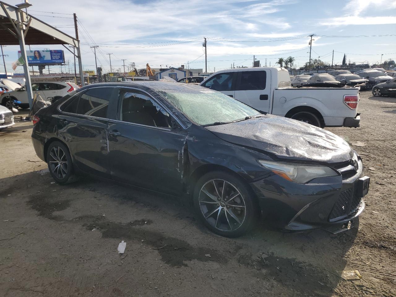 2017 TOYOTA CAMRY LE - Фото 4