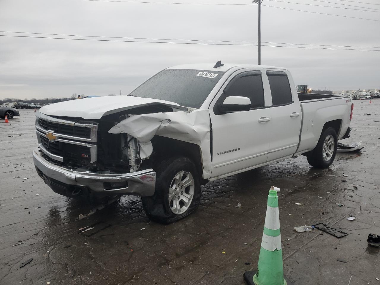2015 CHEVROLET SILVERADO