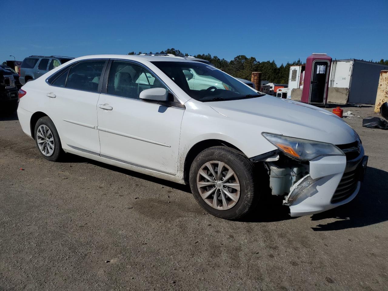 2017 TOYOTA CAMRY LE - Image 4