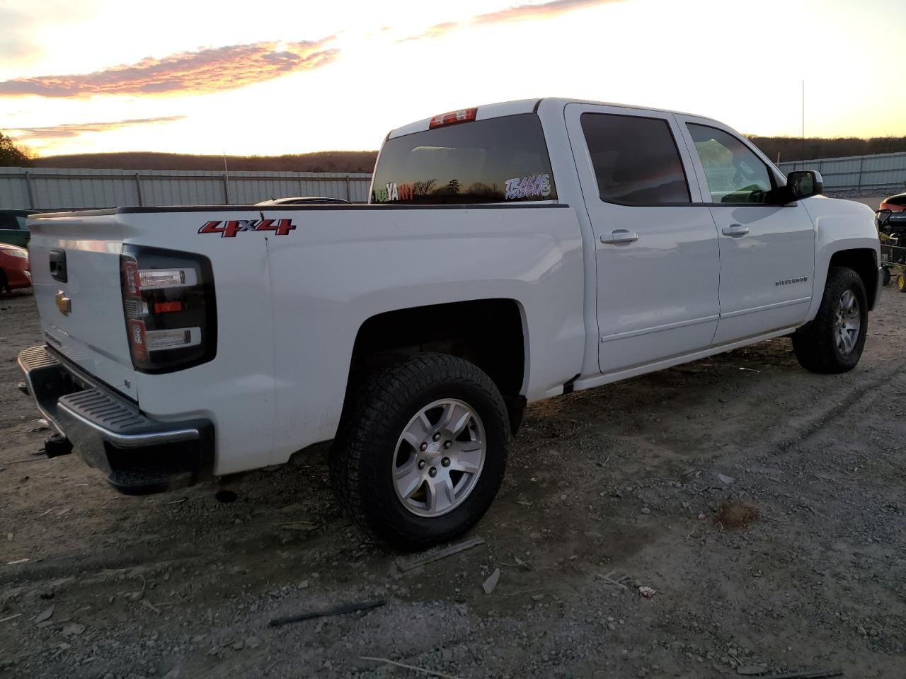2018 CHEVROLET SILVERADO - Фото 3