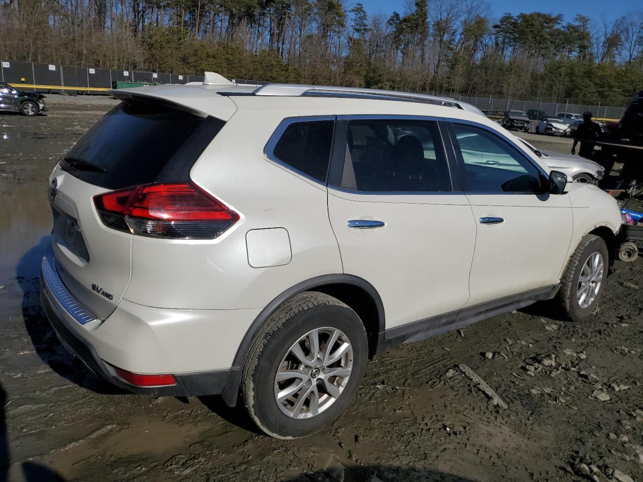 2017 NISSAN ROGUE S - Image 3