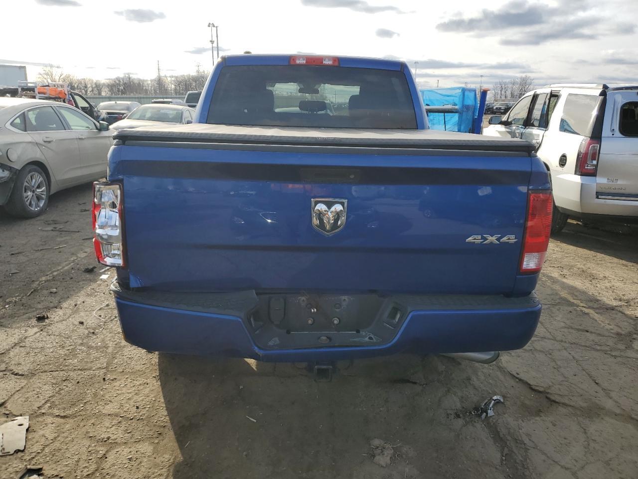 2017 RAM 1500 ST - Фото 6