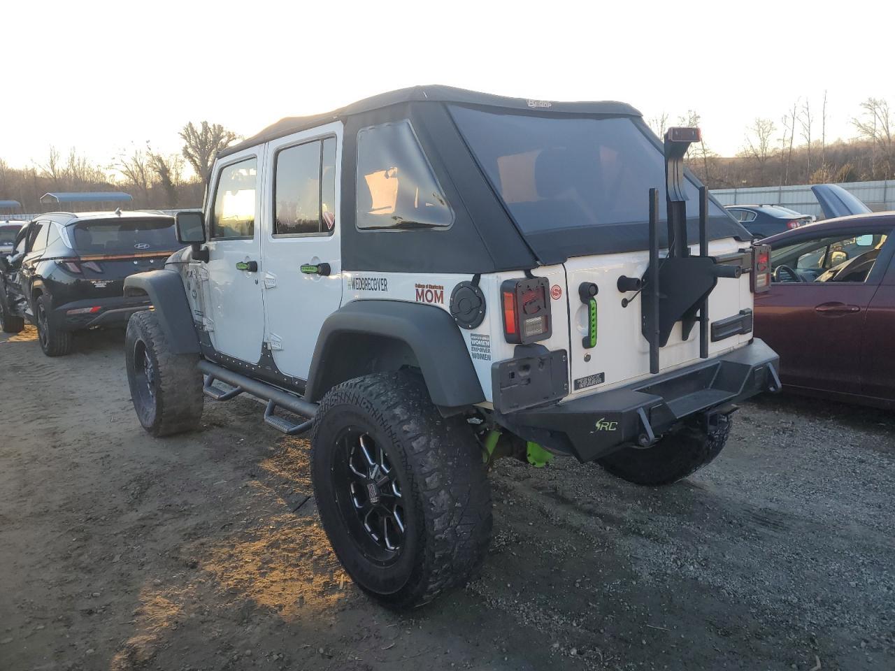 2015 JEEP WRANGLER U - Фото 2
