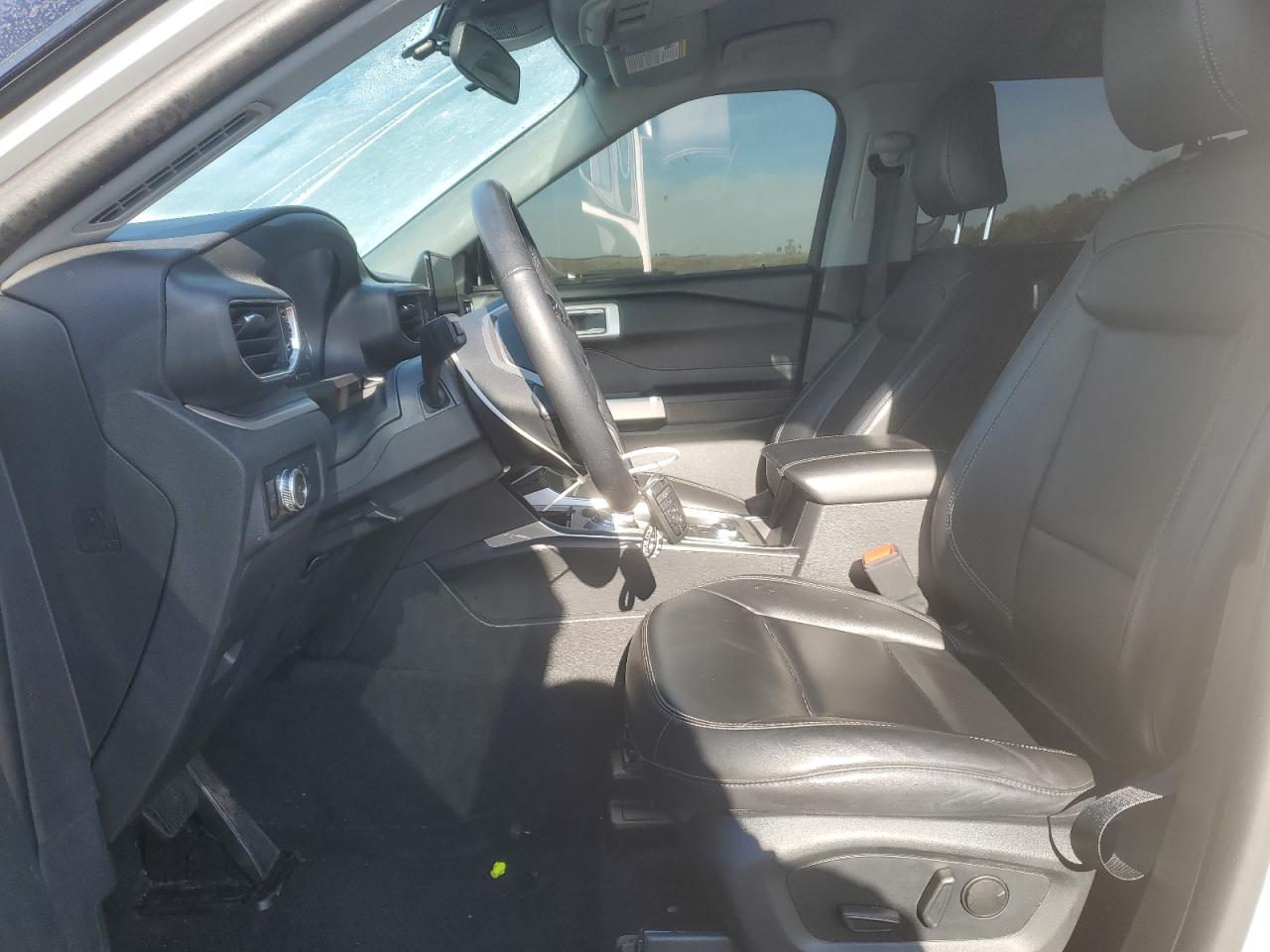 2023 FORD EXPLORER X - Фото 7