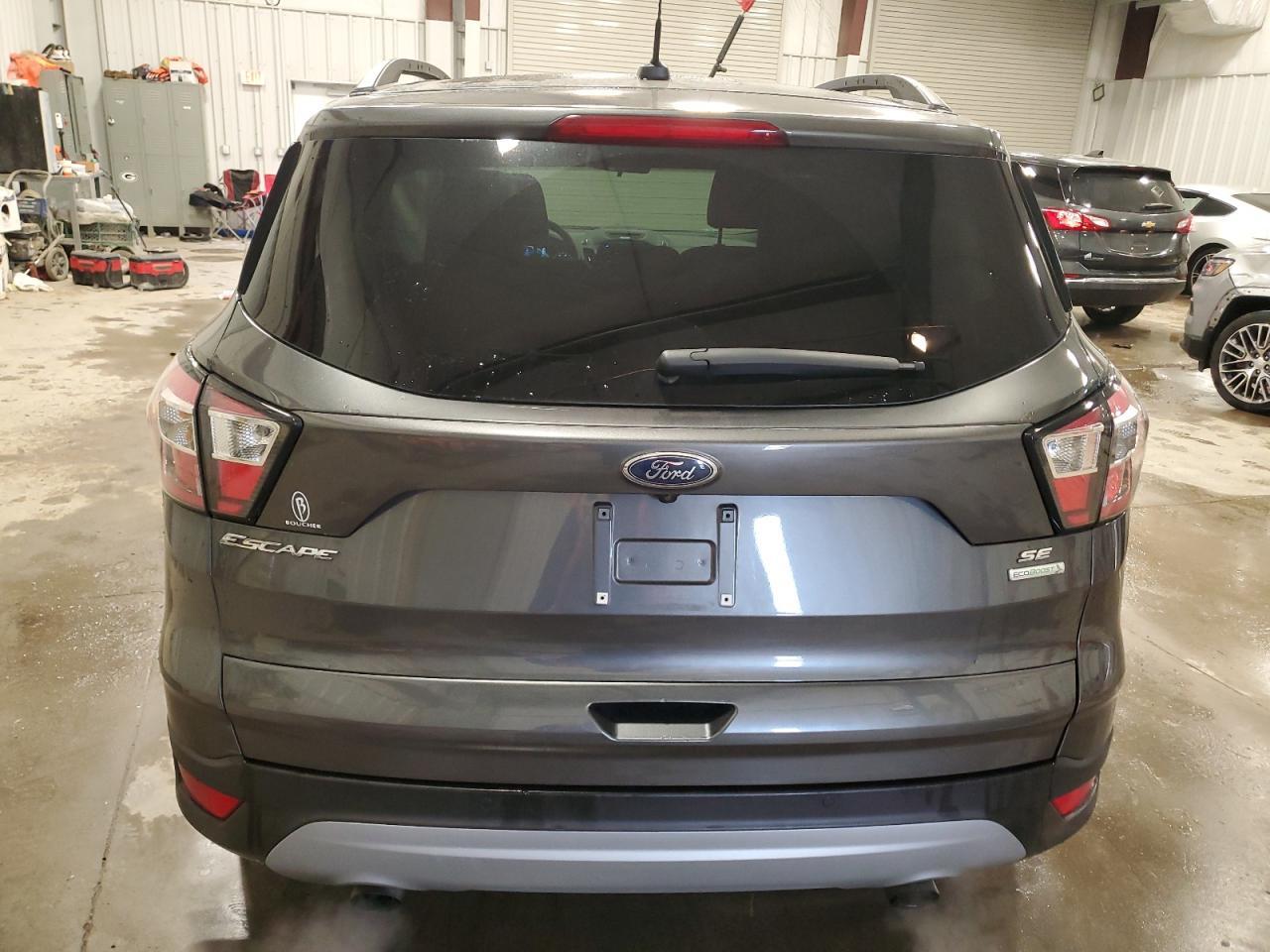 2017 FORD ESCAPE SE - Фото 6