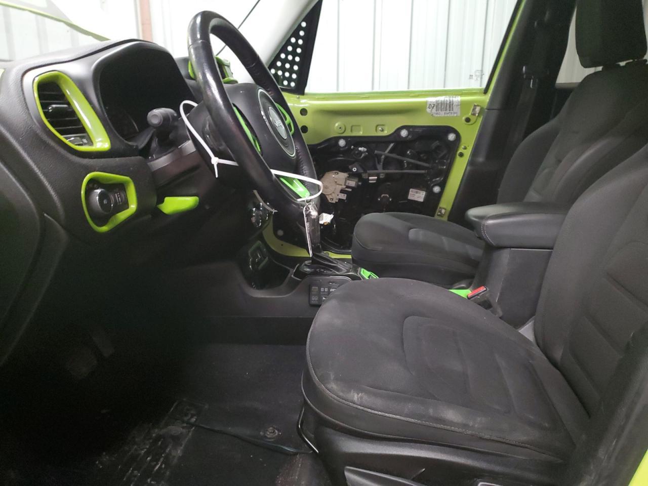 2017 JEEP RENEGADE L - Image 7