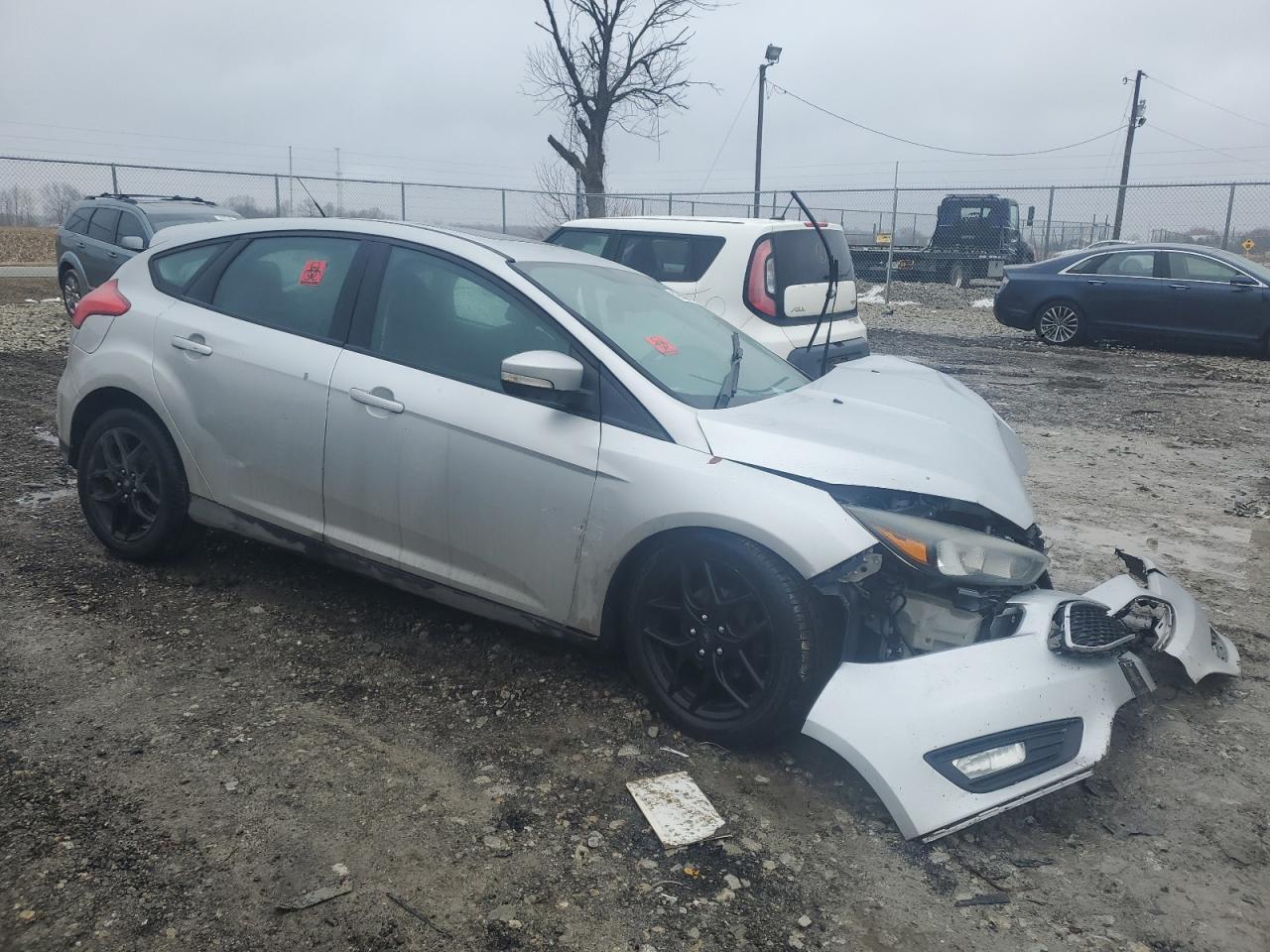 2016 FORD FOCUS SE - Фото 4
