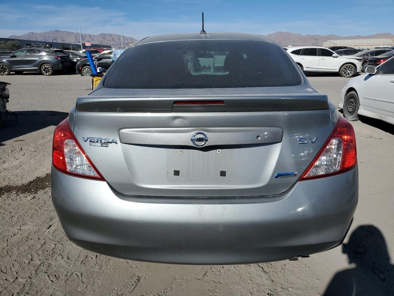 2014 NISSAN VERSA S - Фото 6