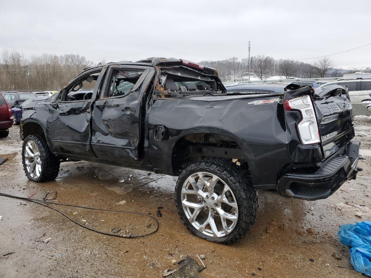 2020 CHEVROLET SILVERADO - Фото 2