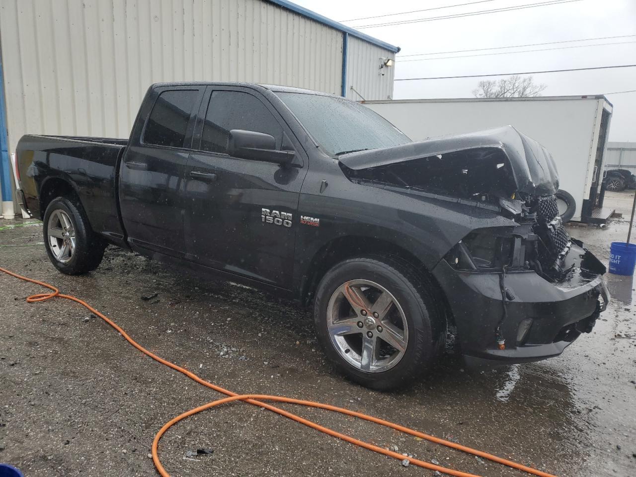 2015 RAM 1500 ST - Image 4