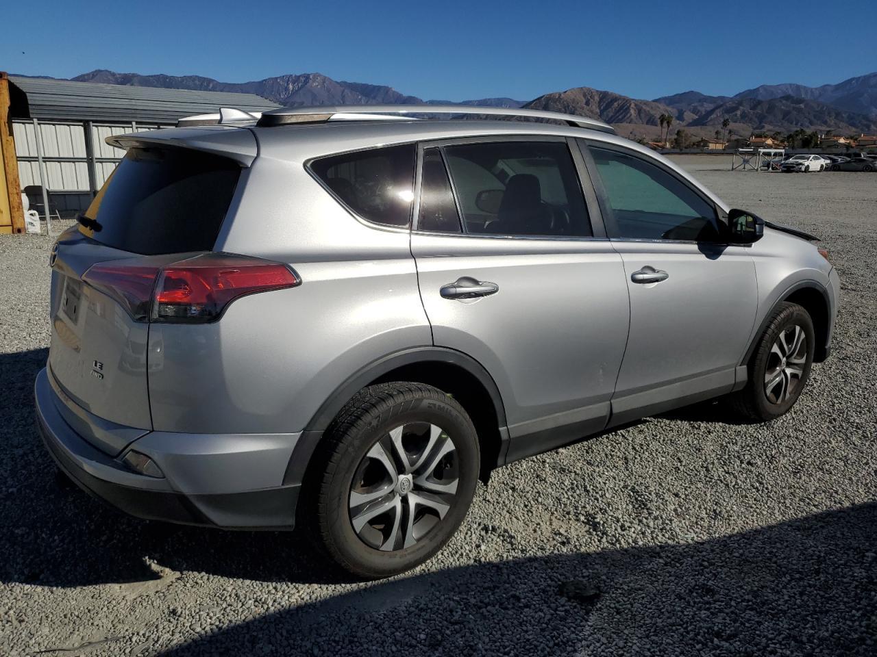 2016 TOYOTA RAV4 LE - Image 3