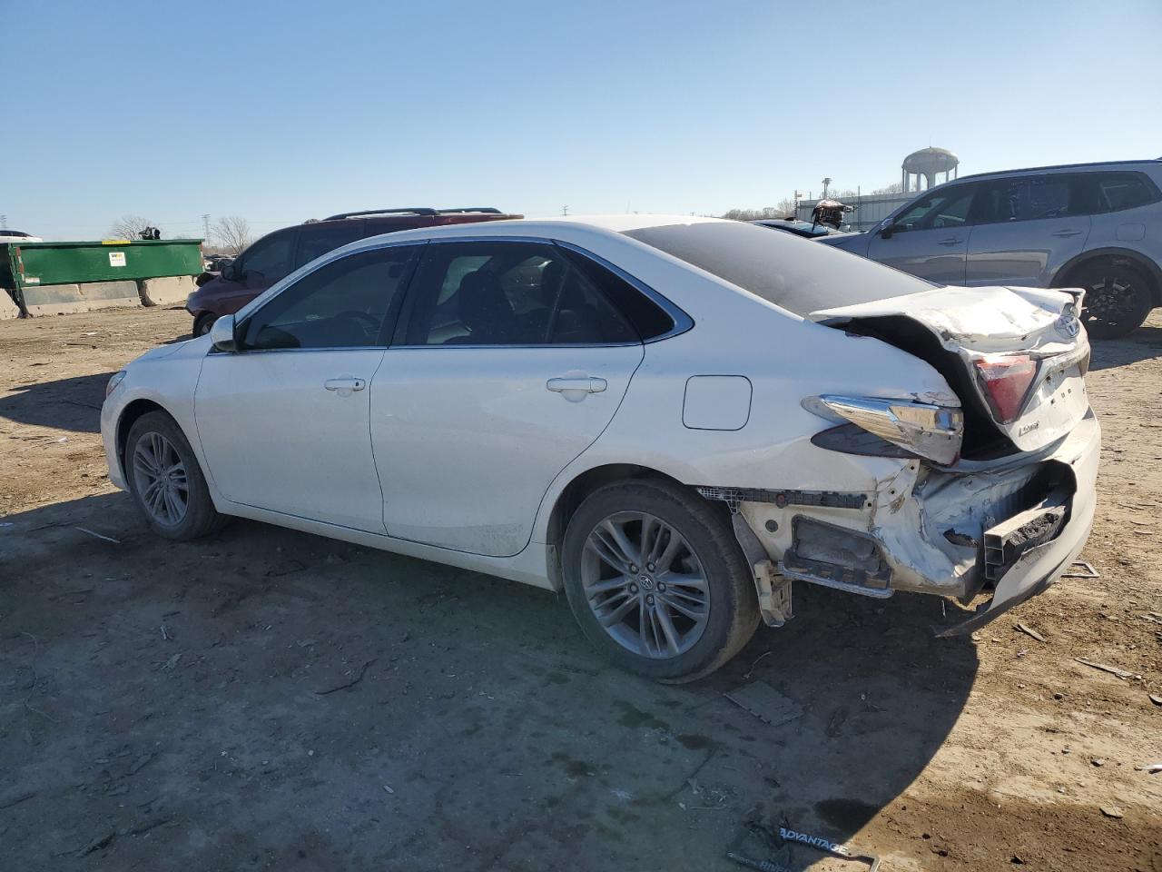 2017 TOYOTA CAMRY LE - Фото 2