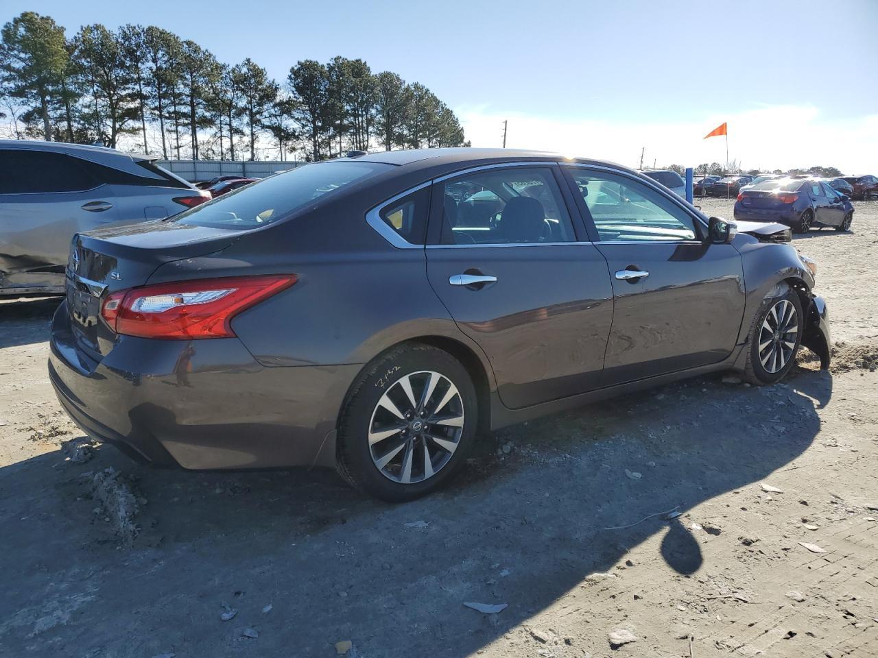 2016 NISSAN ALTIMA 2.5 - Фото 3