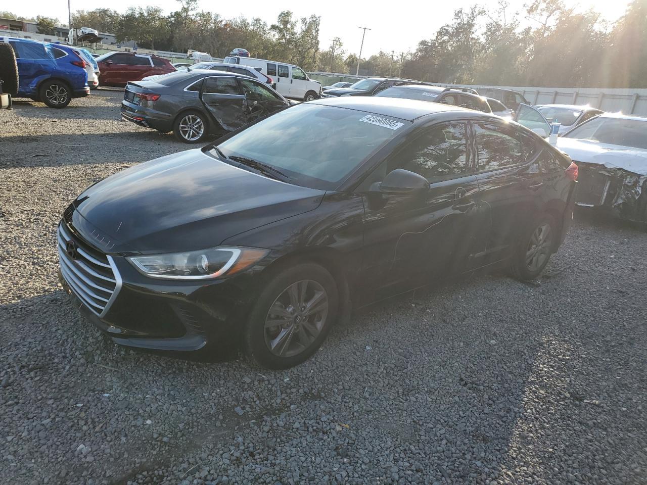 2018 HYUNDAI ELANTRA SE