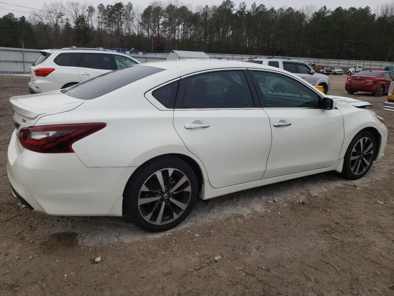 2017 NISSAN ALTIMA 2.5 - Image 3