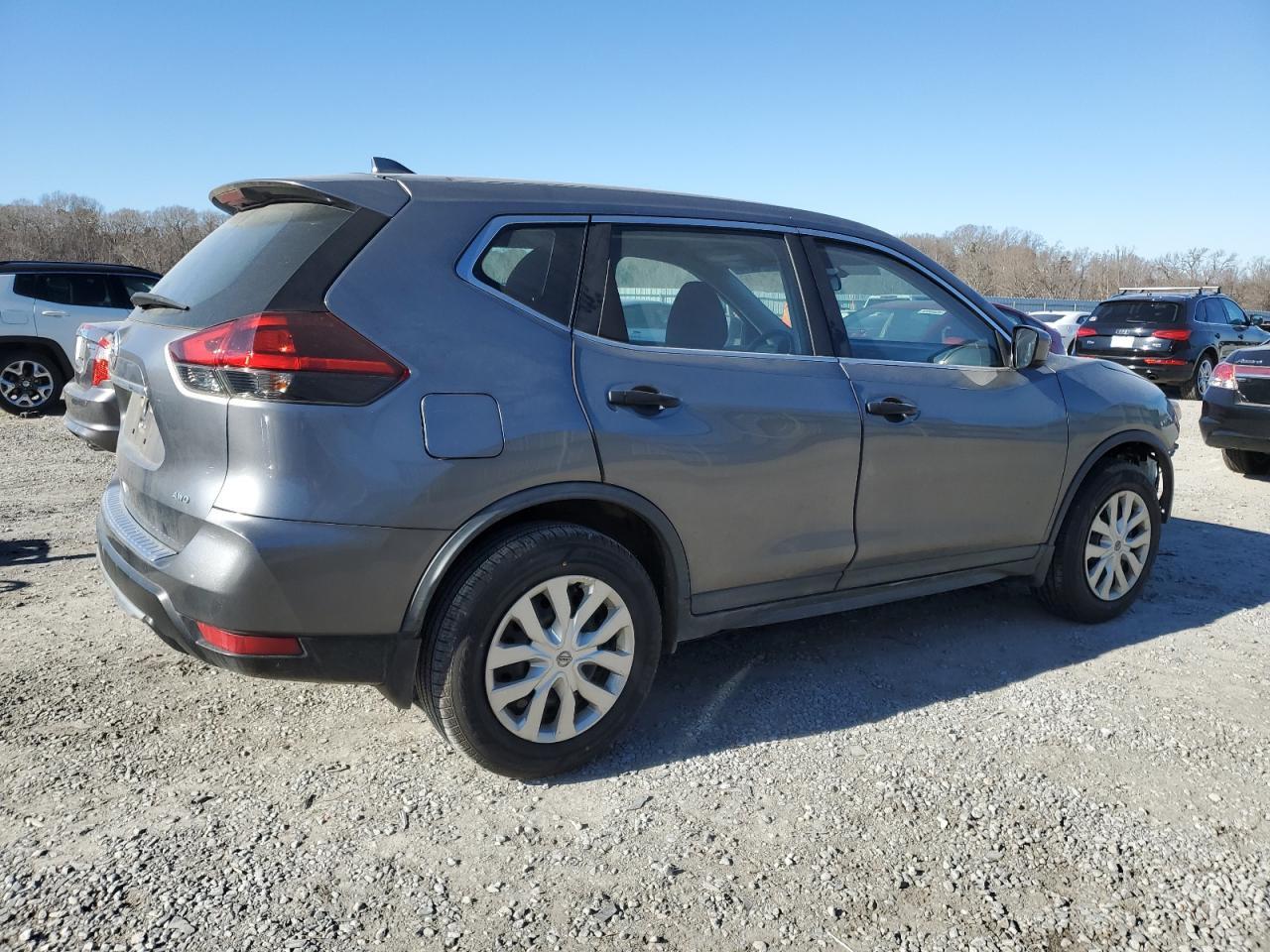 2018 NISSAN ROGUE S - Фото 3