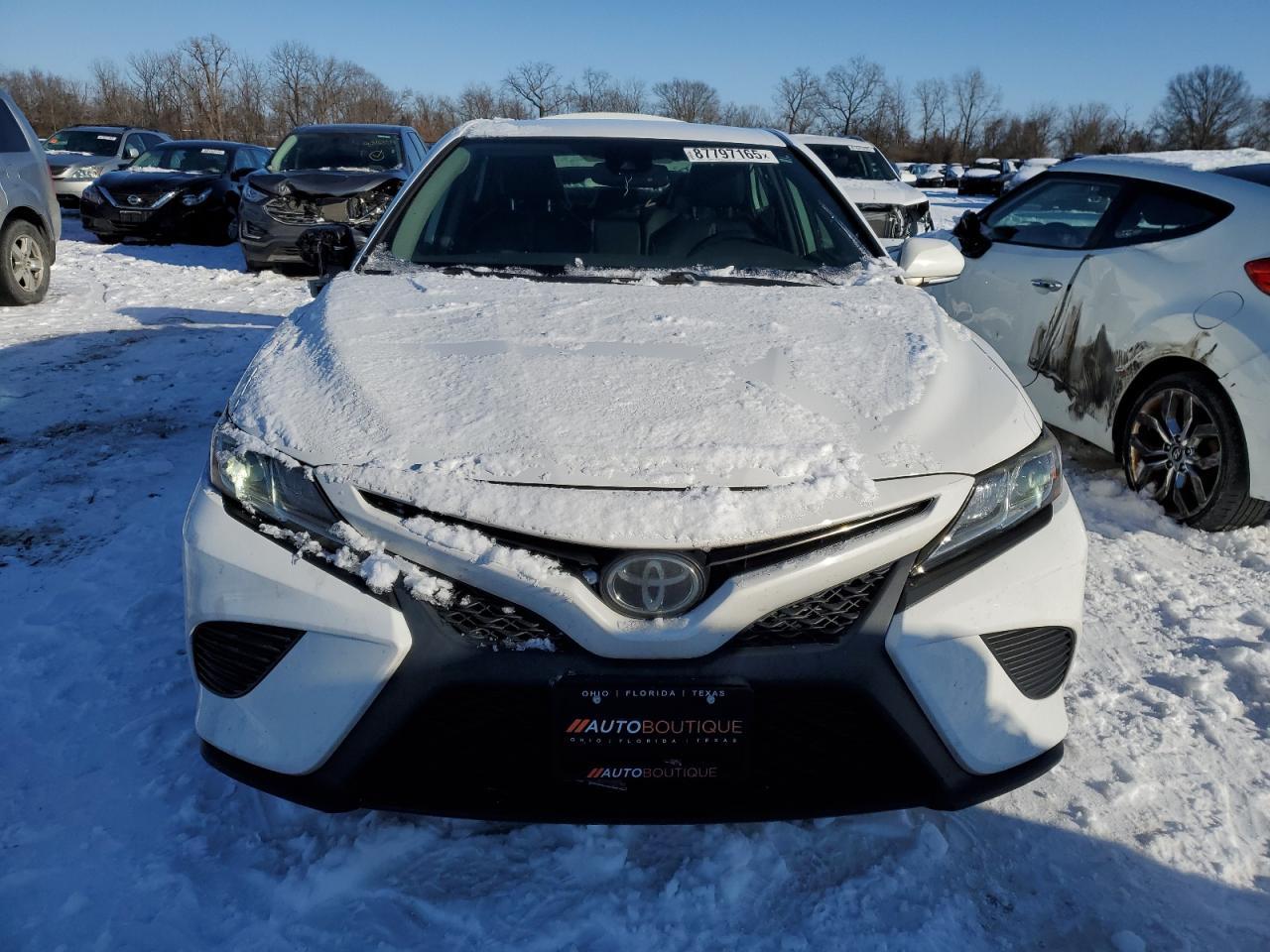 2019 TOYOTA CAMRY L - Фото 5