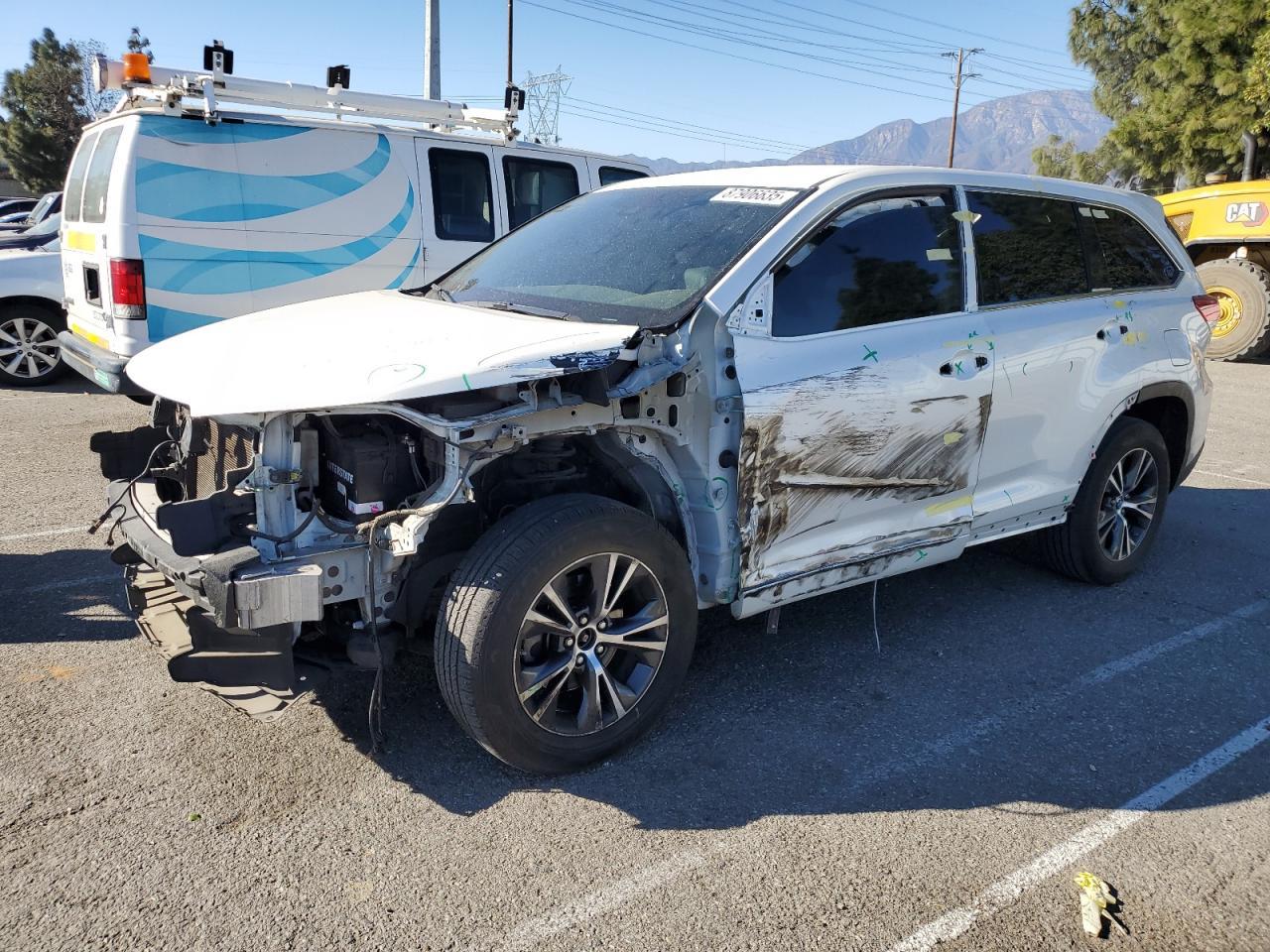 2018 TOYOTA HIGHLANDER