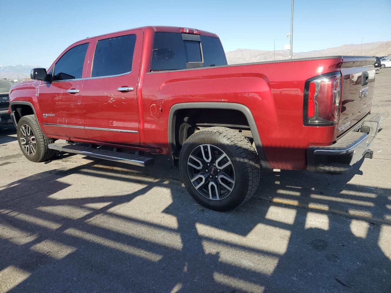 2018 GMC SIERRA K15 - Фото 2