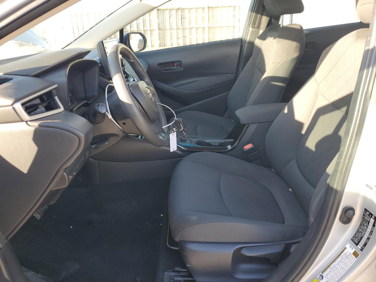 2022 TOYOTA COROLLA LE - Фото 7