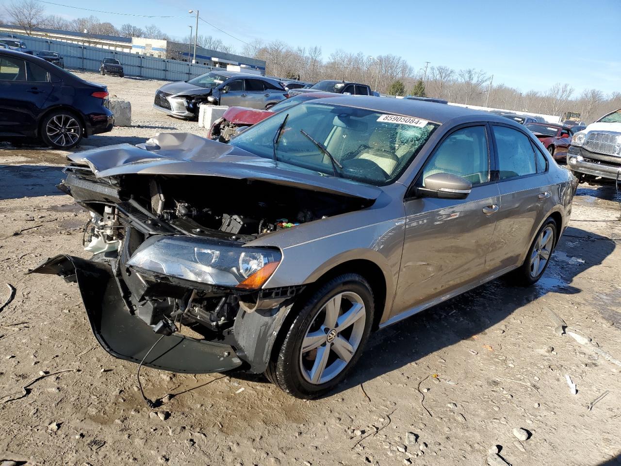 2015 VOLKSWAGEN PASSAT S