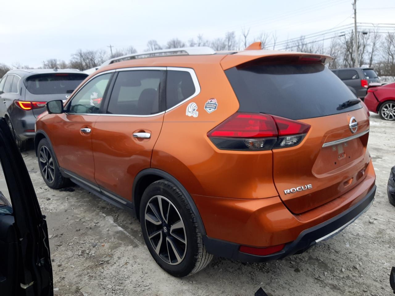 2017 NISSAN ROGUE S - Image 2