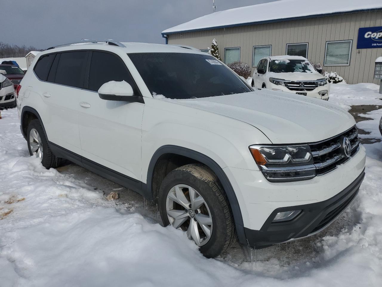 2018 VOLKSWAGEN ATLAS SE - Image 4
