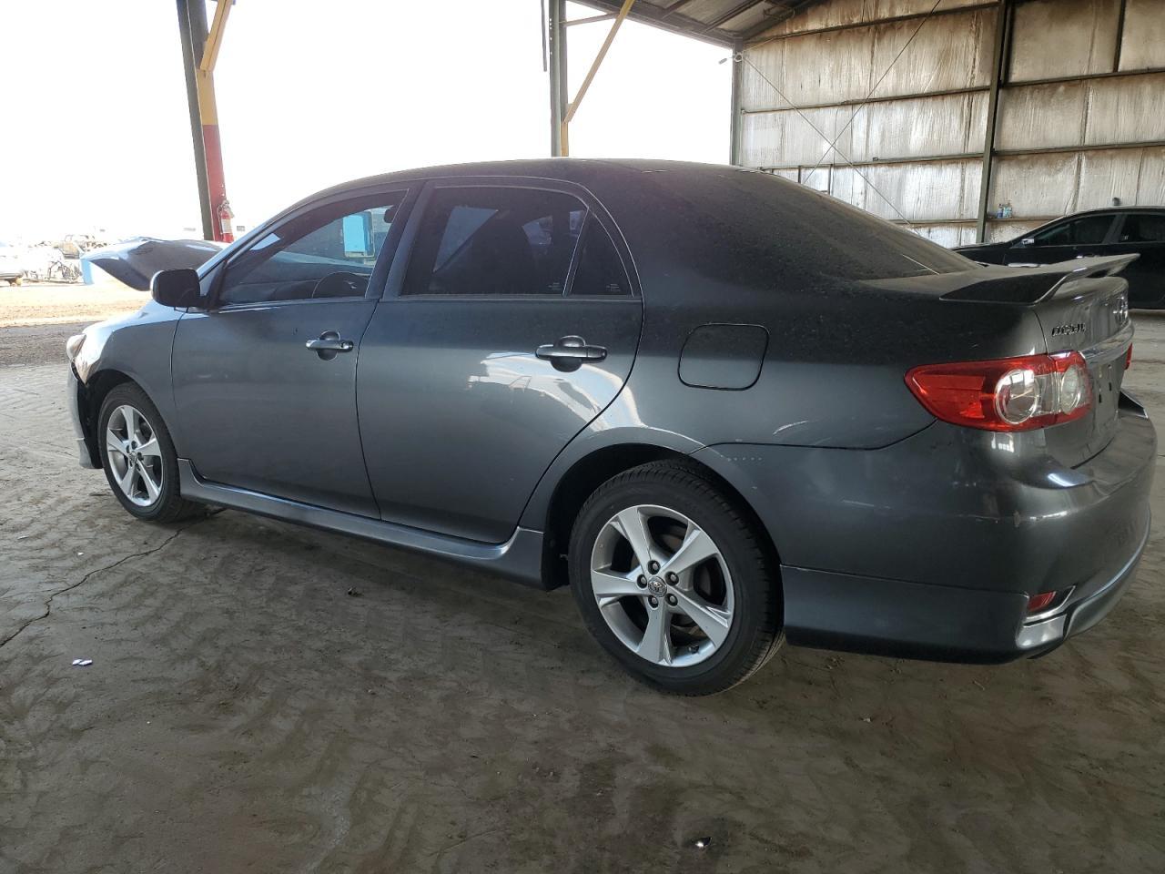 2013 TOYOTA COROLLA BA - Фото 2