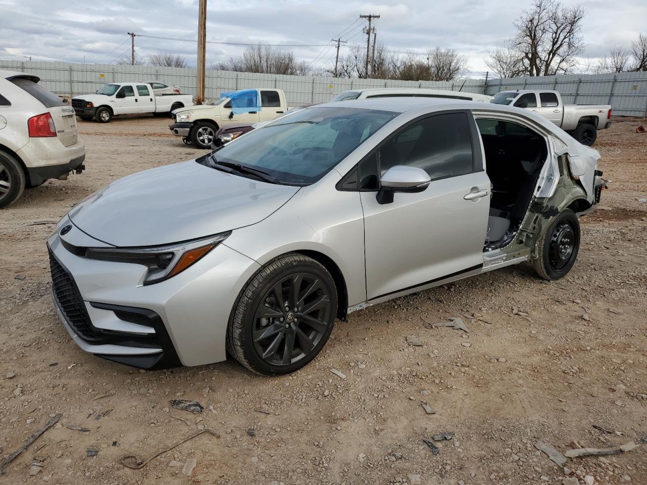 2024 TOYOTA COROLLA SE