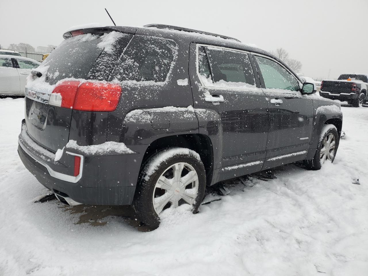 2016 GMC TERRAIN SL - Фото 3