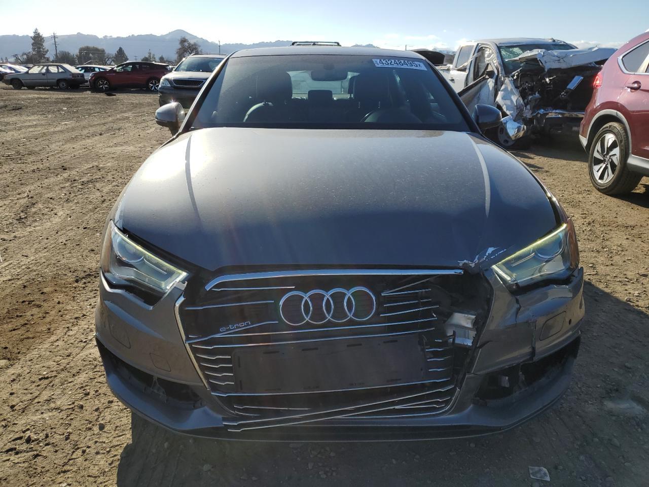 2016 AUDI A3 E-TRON - Image 5