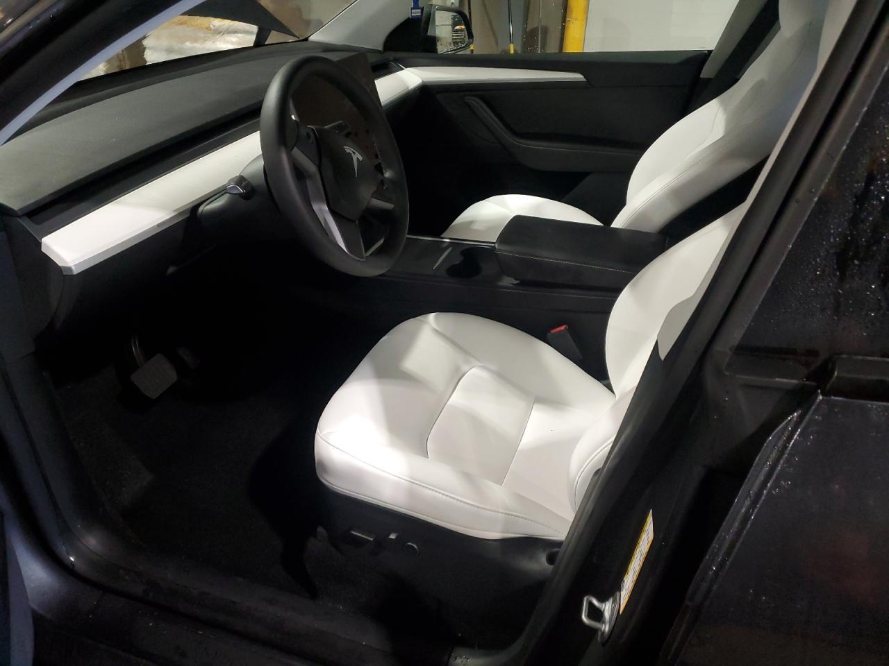 2024 TESLA MODEL Y - Image 7
