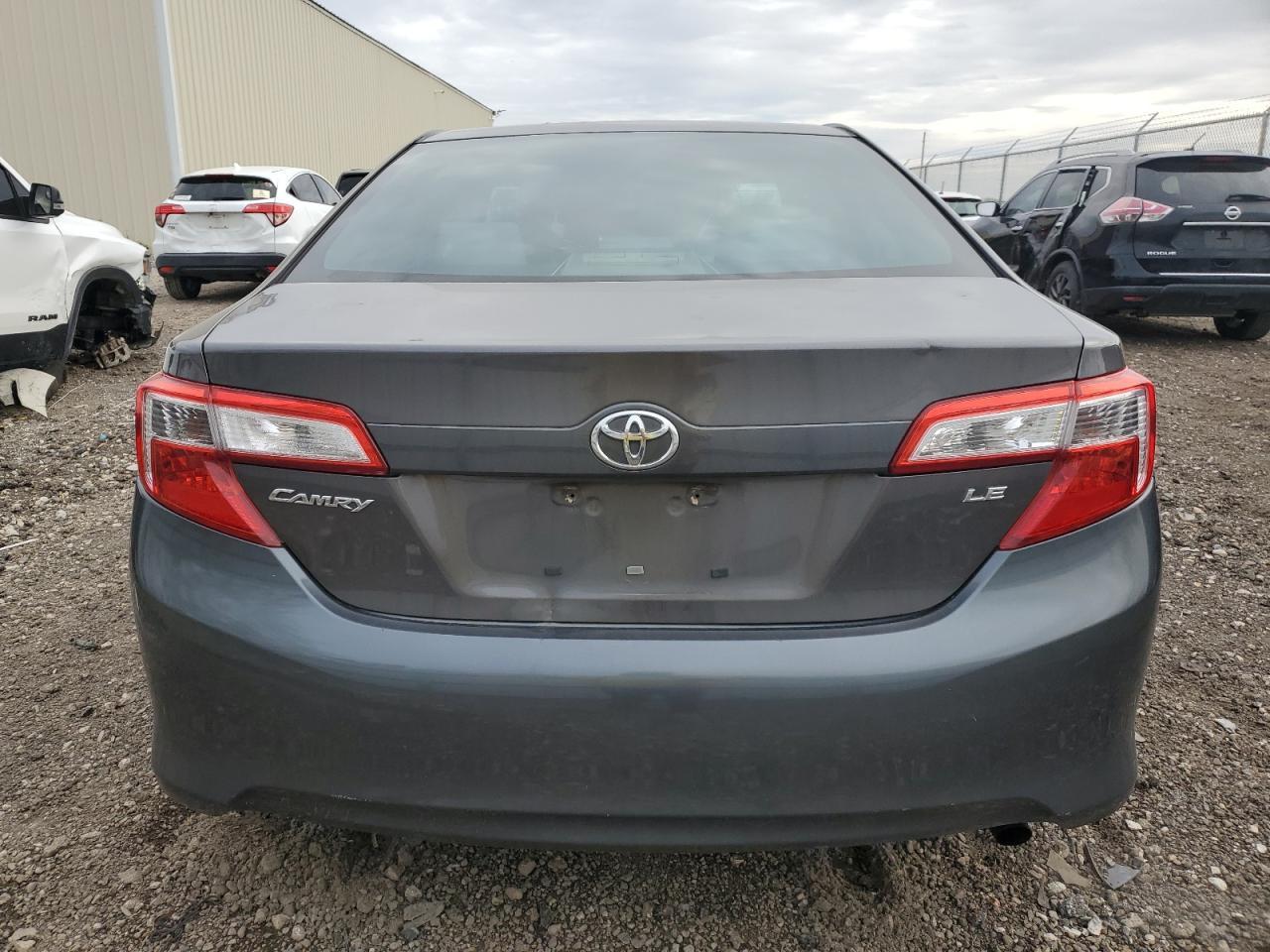 2013 TOYOTA CAMRY L - Фото 6