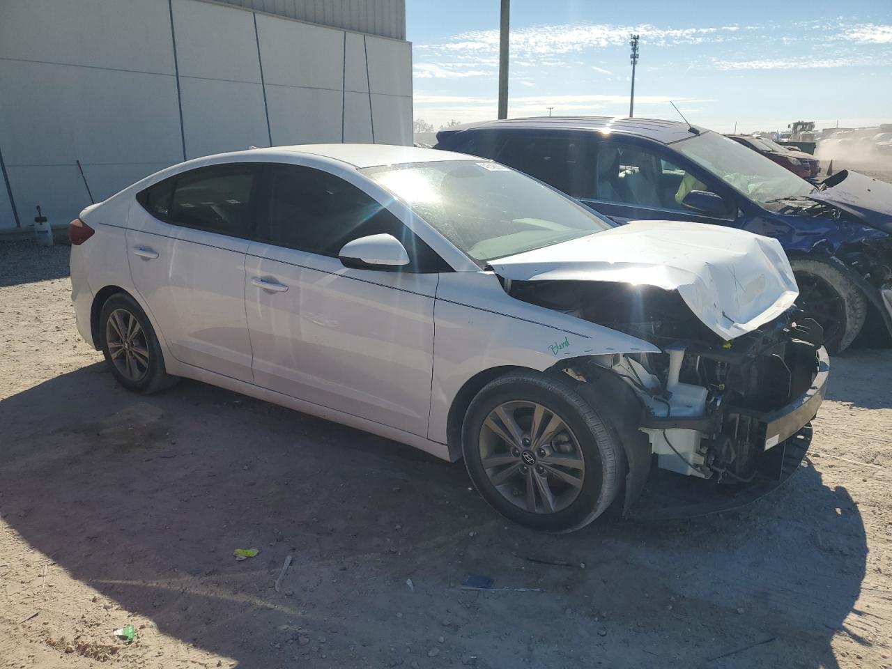 2018 HYUNDAI ELANTRA SE - Фото 4