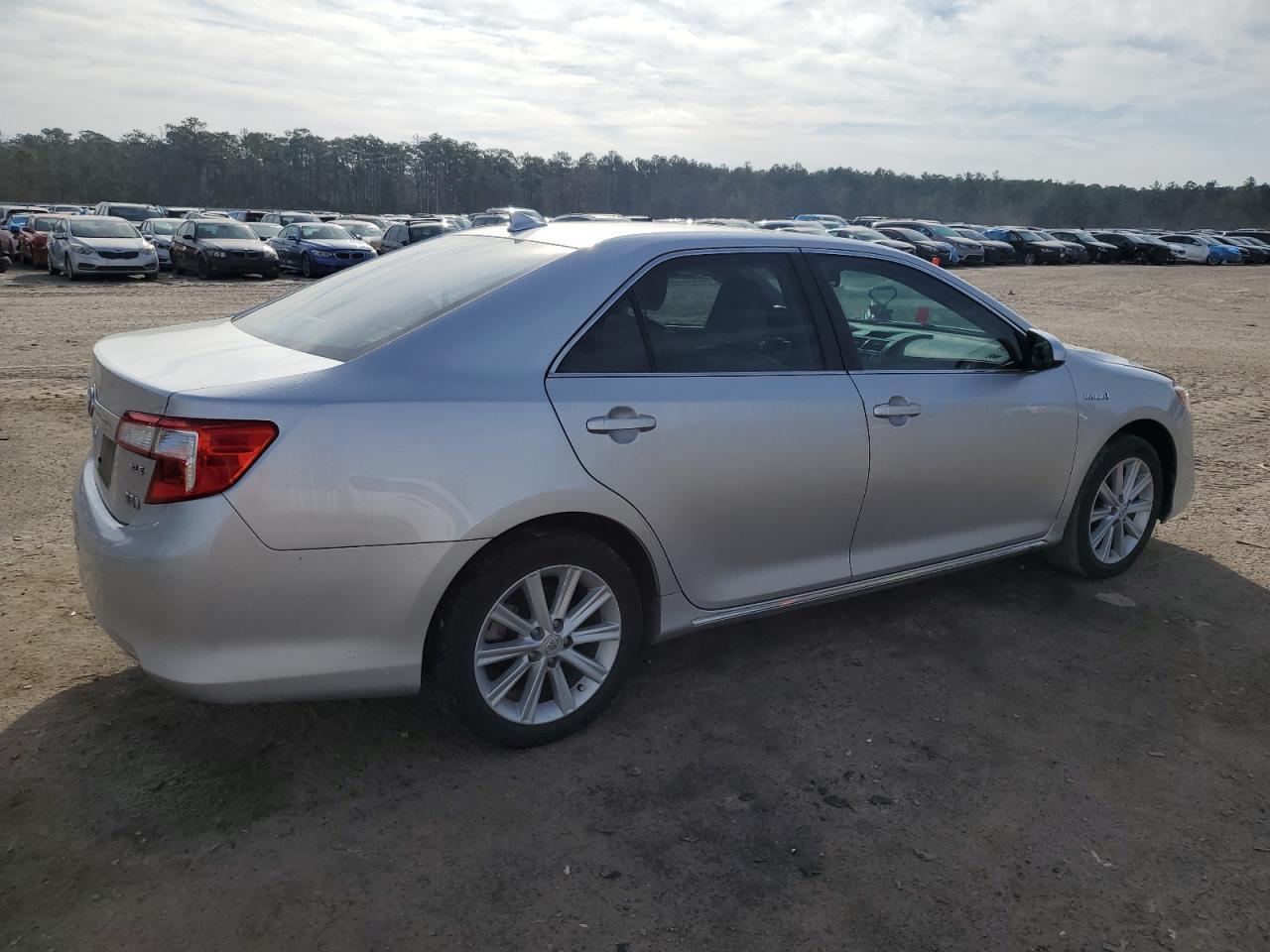2012 TOYOTA CAMRY HYBR - Фото 3